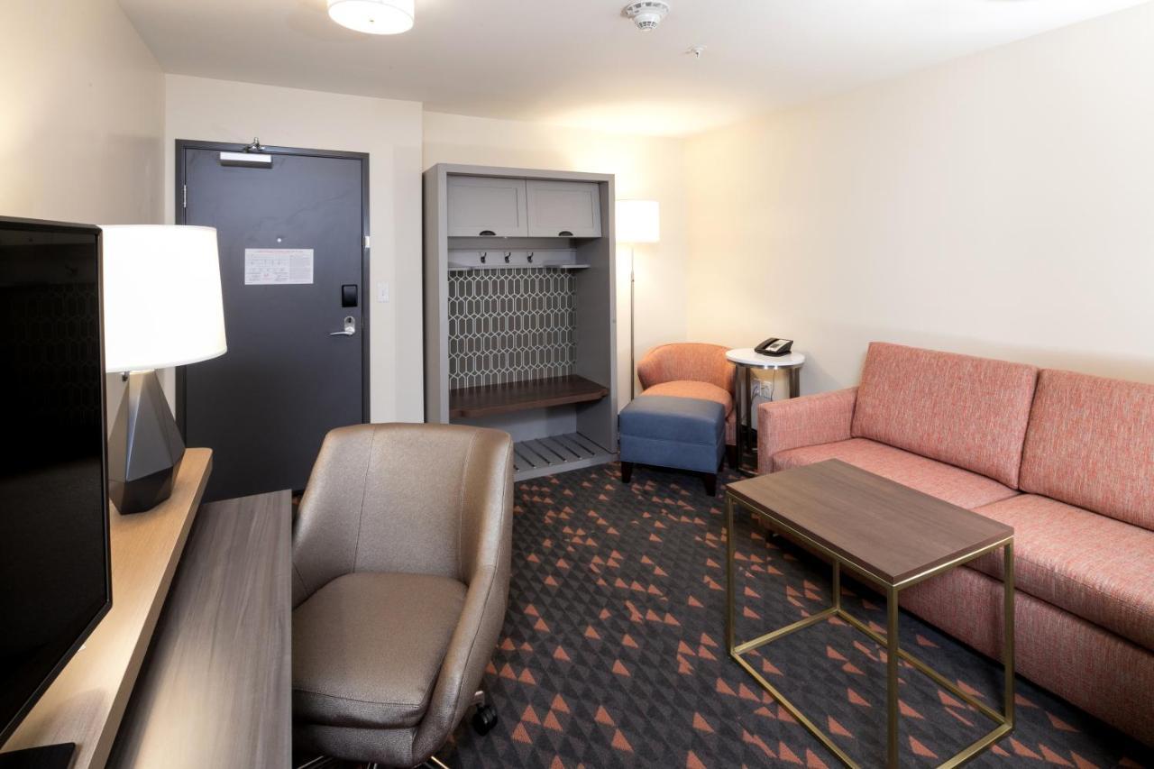 Holiday Inn & Suites Detroit - Troy By Ihg Esterno foto