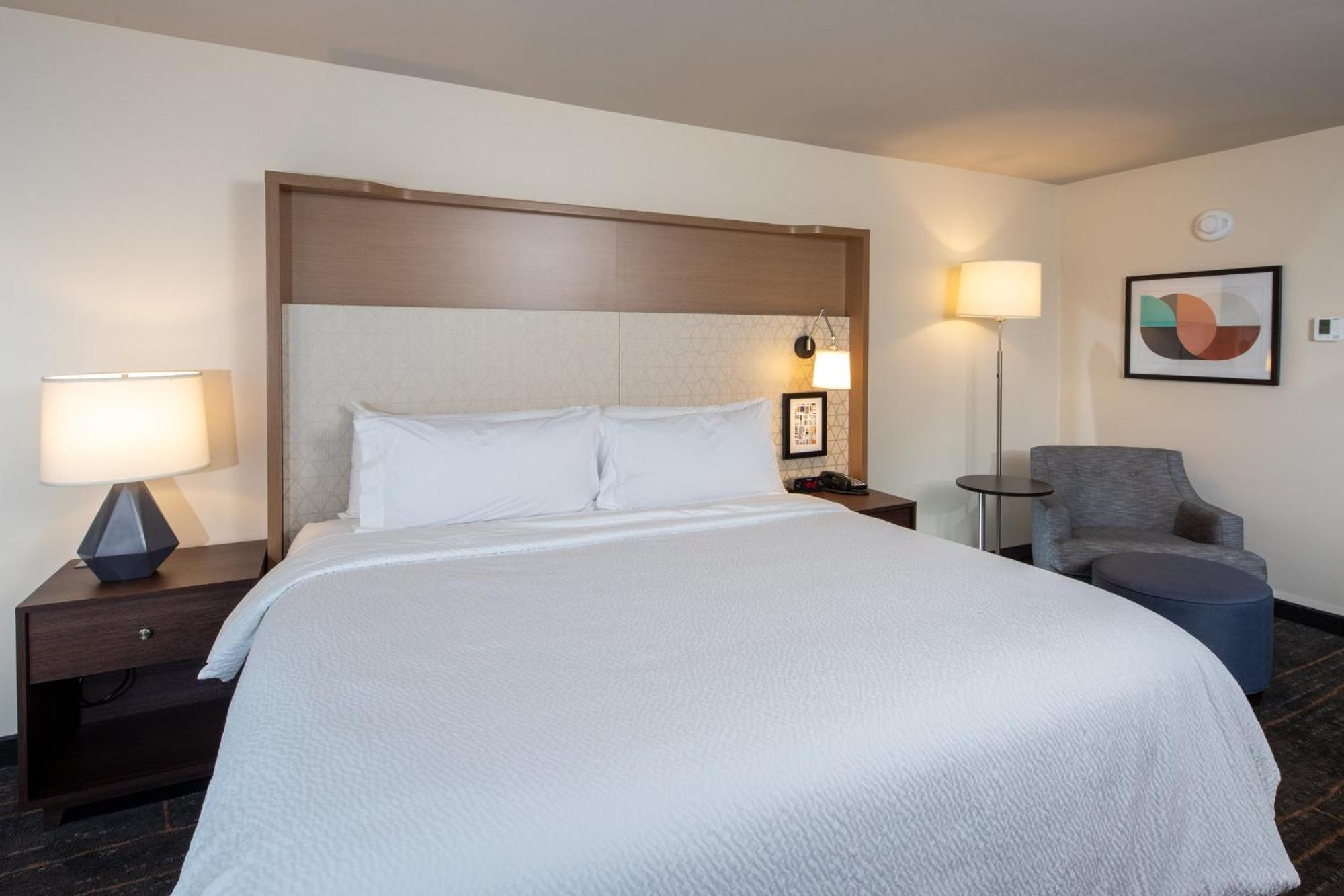 Holiday Inn & Suites Detroit - Troy By Ihg Esterno foto