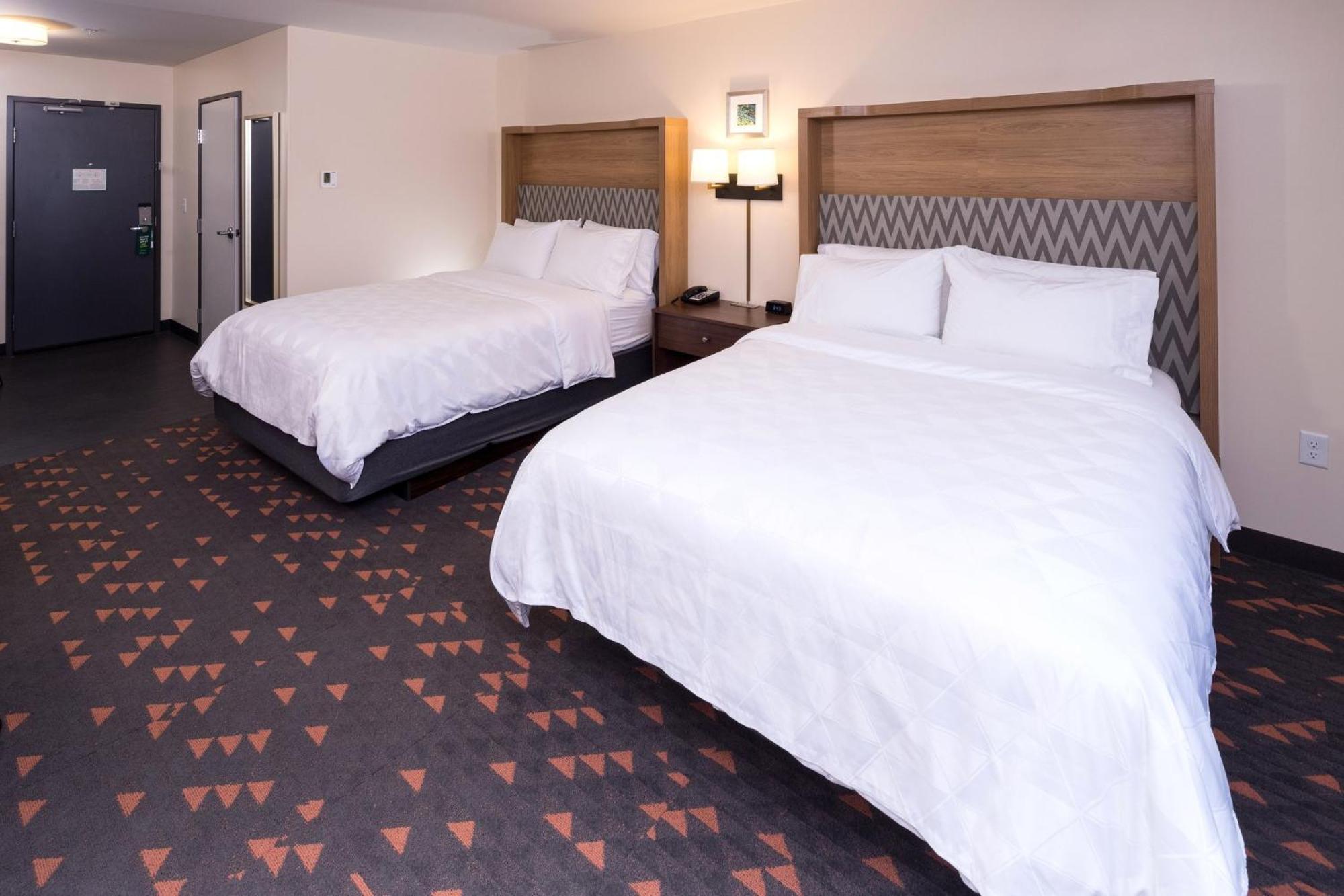 Holiday Inn & Suites Detroit - Troy By Ihg Esterno foto